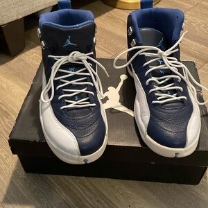 Air Jordan 12 Retro Navy and White Sneakers Men’s Sz 11 #130690-410 With Box